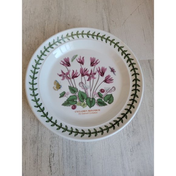 Portmeirion Botanic gardens Ivy Leaved Cyclamen 7" rimmed plate - Picture 1 of 7